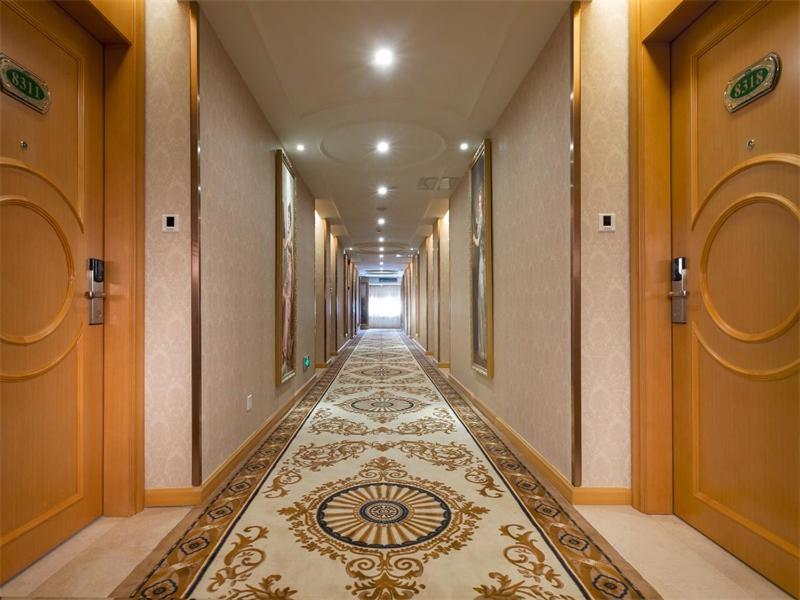 Vienna Hotel Shenzhen Baoneng City Plaza Экстерьер фото